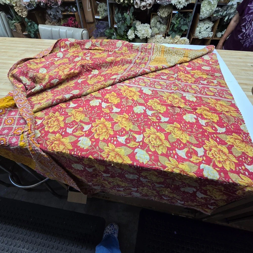 Kantha Throw Blanket Pink Yellow 52x43 Reversible Floral Geometric Boho‎ Cottage